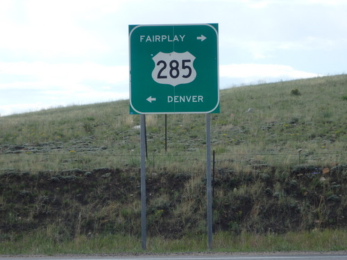 GDMBR: Hwy-285, we are turning left/north.